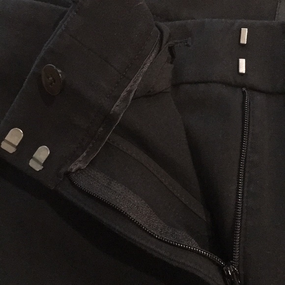 Classic WHBM black bermuda shorts - Picture 4 of 8